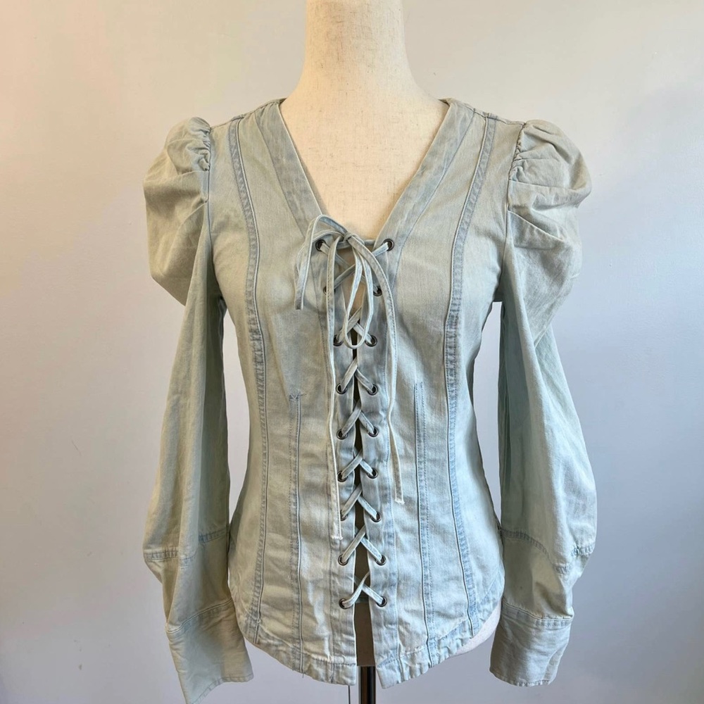 🌸NEW Free people Lace Up front/ puff Shoulder Chambray Blouse Sz XS NWOT.